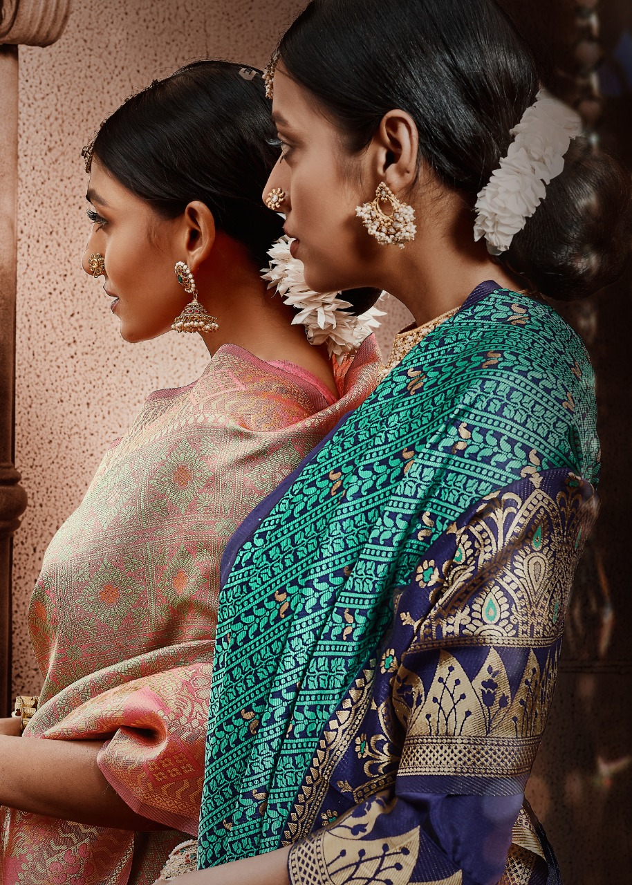 Vaamika Fashion Sudarshan Silk Traditional Wear Silk Saree In Surat Market